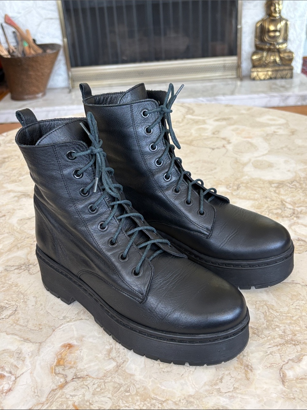 L’INTERVALLE Black Leather Platform Combat Boots – Made in Spain – EU 40